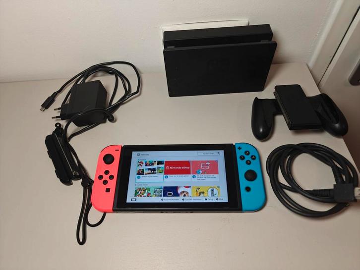 Nintendo Switch - Complete Set, Spelcomputers en Games, Games | Nintendo Switch, Zo goed als nieuw, Avontuur en Actie, 1 speler