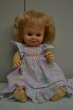 Mooie Famosa pop met lachend gezichtje NR 3234, Ophalen of Verzenden, Zo goed als nieuw, Pop