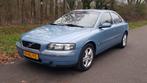 Volvo S60 2.4 140PK 2003 Blauw, Auto's, Voorwielaandrijving, 1442 kg, Zwart, Blauw