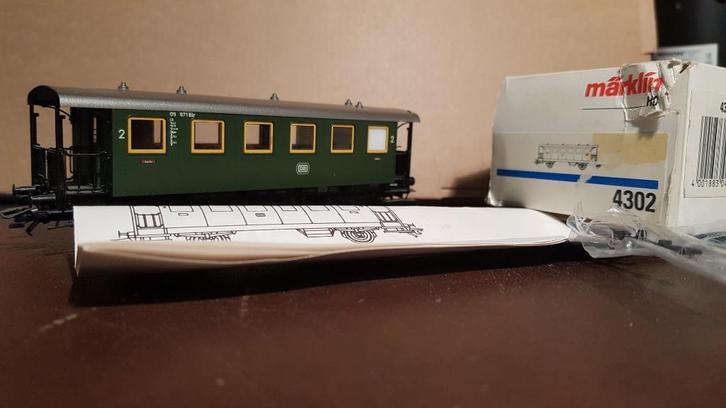 Märklin 4302 Personenrijtuig (2e kl.) van de DB, Hobby en Vrije tijd, Modeltreinen | H0, Nieuw, Wagon, Wisselstroom, Märklin, Ophalen of Verzenden