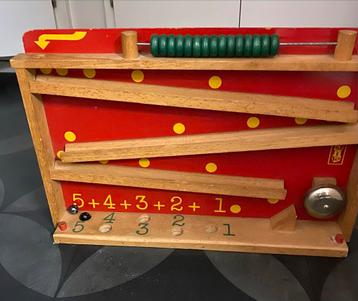 Houten Knikkerbaan met Rekenfunctie beschikbaar voor biedingen