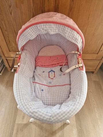 Izziwotnot Mozes mandje rieten wieg op standaard unisex izgs beschikbaar voor biedingen