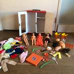 Barbie koffer jaren 60 met inhoud, Ophalen, Gebruikt