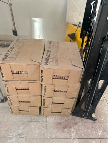 Marazzi Zellige Corallo tegels 8 dozen 10x10cm beschikbaar voor biedingen