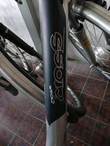 Cross E-bike (defecte accu) beschikbaar voor biedingen