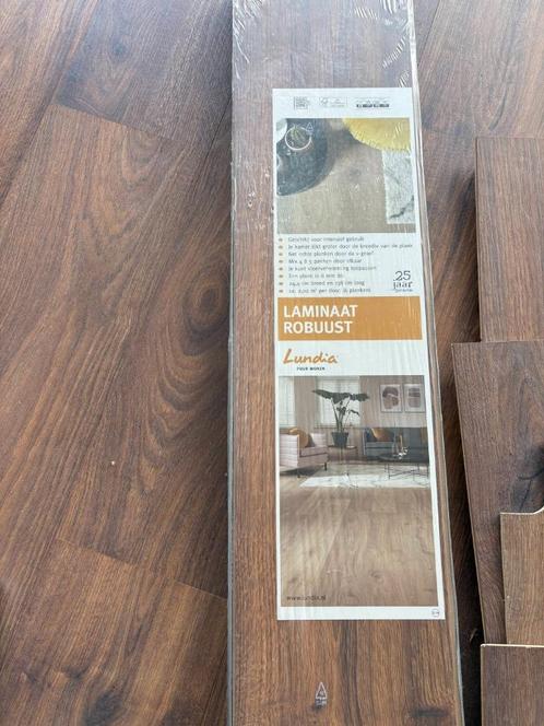 Robuust Laminaat Lundia (donker) - 40 m2 - incl. ondervloer, Doe-het-zelf en Verbouw, Vloerdelen en Plavuizen, Gebruikt, Laminaat
