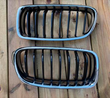 BMW F30 F31 grille nieren 3 serie in zeer goede staat beschikbaar voor biedingen
