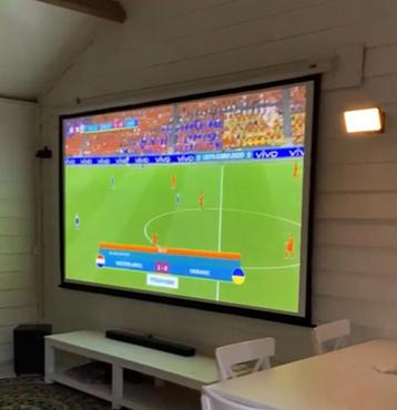 Elite Screens Electric125XH 125 unch zgan beschikbaar voor biedingen