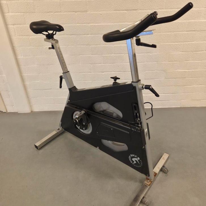 12 body bikes indoor spinning fietsen, Sport en Fitness, Fitnessmaterialen, Gebruikt, Overige typen, Ophalen of Verzenden