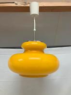 Vintage gele opaline glazen hanglamp van Glashutte Limburg, Ophalen of Verzenden, Gebruikt, Minder dan 50 cm