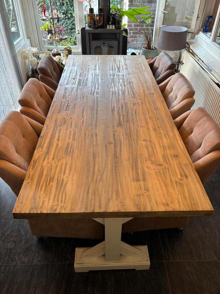 Mooie kloostertafel met 6 bijpassende verrijdbare stoelen, Huis en Inrichting, Complete eetkamers, Gebruikt, 4 tot 6 stoelen, Ophalen