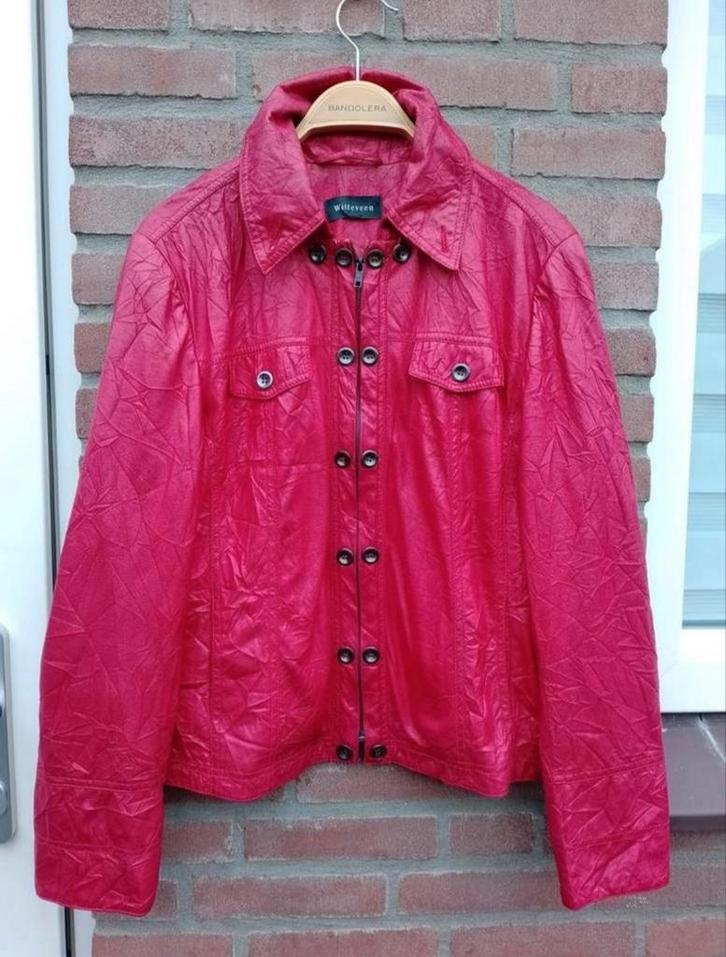 Prachtige jas van WITTEVEEN, L44 rood, Kleding | Dames, Jassen | Zomer, Zo goed als nieuw, Maat 42/44 (L), Rood, Verzenden