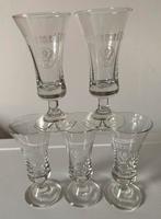 5 Jägermeister glaasjes op voet. Hoogte 9 cm., Ophalen of Verzenden, Zo goed als nieuw, Borrel- of Shotglas