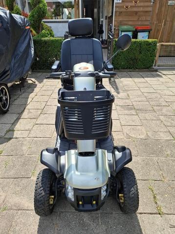   Krachtige Scootmobiel Pride S714 beschikbaar voor biedingen