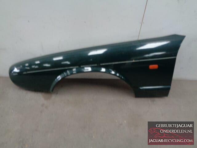 Spatbord links groene kleur deze heeft beetje werk onder aan, Auto-onderdelen, Carrosserie en Plaatwerk, Spatbord, Jaguar, Links