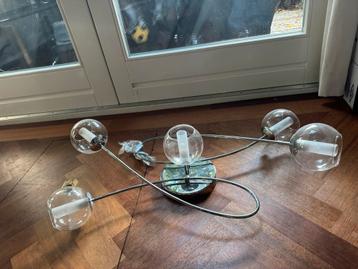 Plafondlamp met glazen bollen - Zo goed als nieuw! beschikbaar voor biedingen