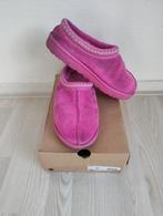 Roze Ugg Tasman, Kleding | Dames, Schoenen, Ophalen of Verzenden, Zo goed als nieuw, Roze, Pantoffels of Sloffen