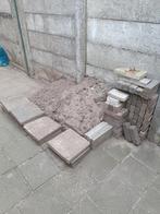 Gratis zwart grond en tegels, Tuin en Terras, Tegels en Klinkers, Ophalen, Gebruikt, Klinkers, 10 m² of meer