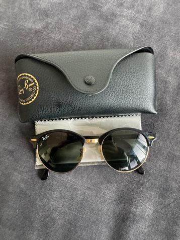 Ray-Ban zonnebril beschikbaar voor biedingen