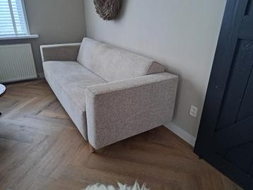 Vintage bank beige
