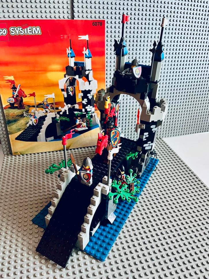 LEGO Castle 6078 Royal Drawbridge inclusief poster, Kinderen en Baby's, Speelgoed | Duplo en Lego, Gebruikt, Lego, Complete set
