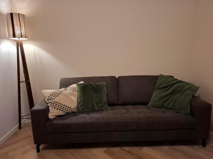 Troubadour 3-zitsbank Mila antraciet microvezel, Huis en Inrichting, Banken | Bankstellen, Zo goed als nieuw, Rechte bank, Driepersoons