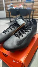 Nike herenvoetbal schoenen, Ophalen of Verzenden, Zo goed als nieuw, Schoenen