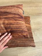 2x sierkussens van Snurk Walter Walnut 50x33cm, Ophalen of Verzenden, Gebruikt, Bruin, Rechthoekig