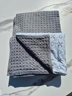 2 grijze Meyco wafel ledikantdekens 100x150, Kinderen en Baby's, Dekens, Slaapzakjes en Inbakerproducten, Ophalen of Verzenden