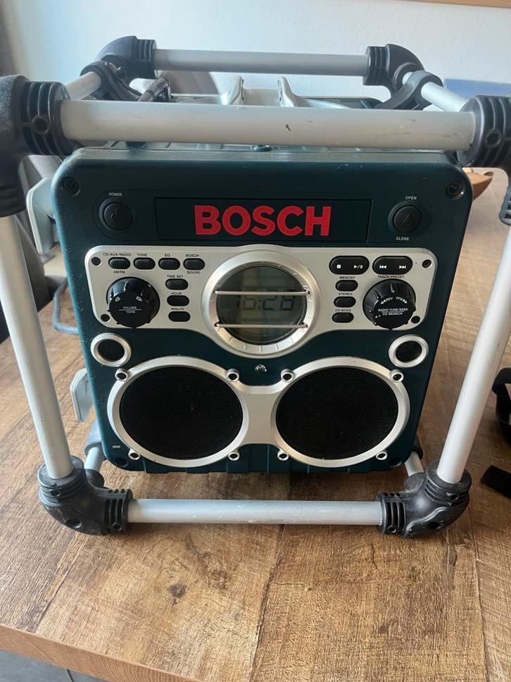 Bosch Bouwradio met Accu en Afstandsbediening, Audio, Tv en Foto, Radio's, Zo goed als nieuw, Bouwradio, Met cd-speler, Ophalen