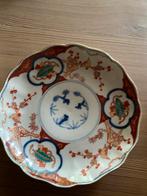 Antiek Porseleinen Bord met Bloemmotieven en Vogels imari, Antiek en Kunst, Antiek | Porselein, Ophalen