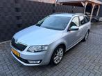 Skoda Octavia Combi 1.2 TSI Grt Amb Bns| NAVI| CLIMA| CRUISE, Euro 5, Stof, Gebruikt, 1147 kg