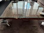 Unieke salontafel met glazen blad, Huis en Inrichting, Tafels | Salontafels, Ophalen, Gebruikt, 100 tot 150 cm, Vierkant