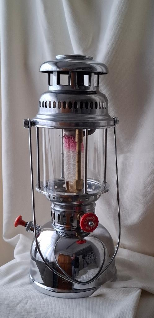 Druklamp Butterfly, Caravans en Kamperen, Kampeeraccessoires, Zo goed als nieuw, Ophalen of Verzenden