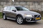 Volvo XC70 2.4 D5 AWD Geartronic 2008 Grijs|Trekhaak, Auto's, Automaat, 1716 kg, Beige, 197 €/maand