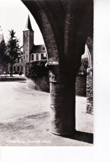 MIDDELBURG,- Doorkijk Abdij.  12-11 beschikbaar voor biedingen