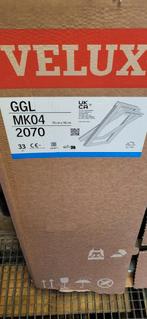 2 stuks Velux ggl mk04 2070 78 x 98, Doe-het-zelf en Verbouw, Glas en Ramen, Ophalen of Verzenden