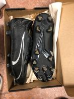 Soccer shoes, Maat XS of kleiner, Ophalen of Verzenden, Gebruikt, Schoenen