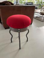 Space age zigzag Vintage Jaren 90 kruk Ikea, Huis en Inrichting, Krukjes, Ophalen, Gebruikt, IJzer