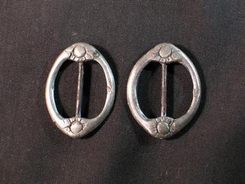 2 Kuitgespen antiek zilver Meppel J. Jonker 1860. 2093 beschikbaar voor biedingen