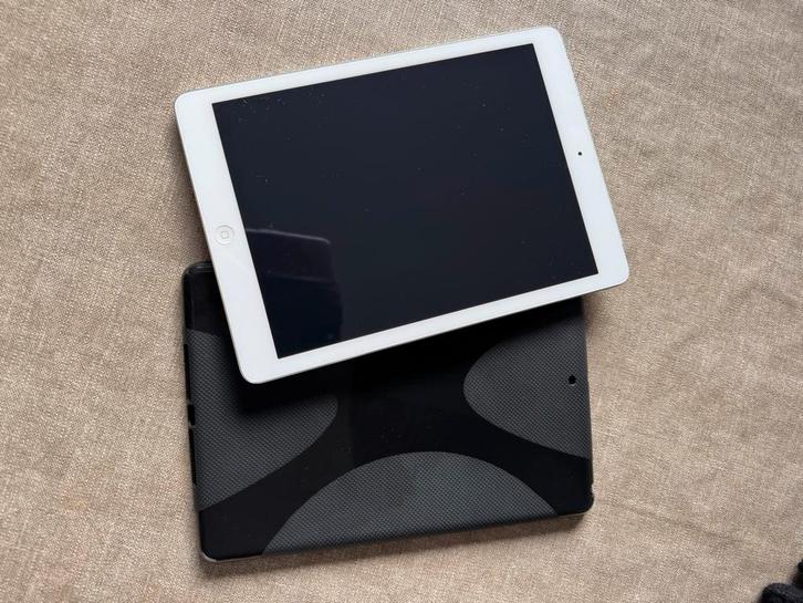 Ipad Air 1 ste gen model A1475 nov 2013, Computers en Software, Apple iPads, Refurbished, Apple iPad Air, Wi-Fi, 10 inch, 16 GB