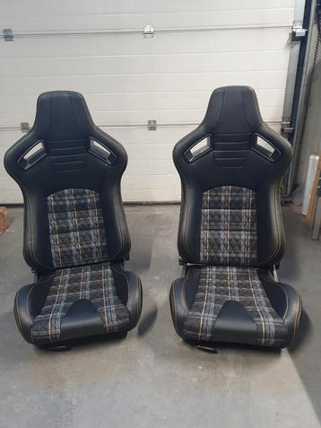 Set Sportstoelen type GT Zwart Leer, Geel/goud Ruitmotief beschikbaar voor biedingen