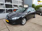 Seat Leon 1.6 Businessline carplay, Gebruikt, 4 cilinders, Leon, Zwart