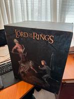 Sideshow Aragorn vs Uruk Hai Lord of the Rings lotr, Ophalen of Verzenden, Zo goed als nieuw, Beeldje of Buste