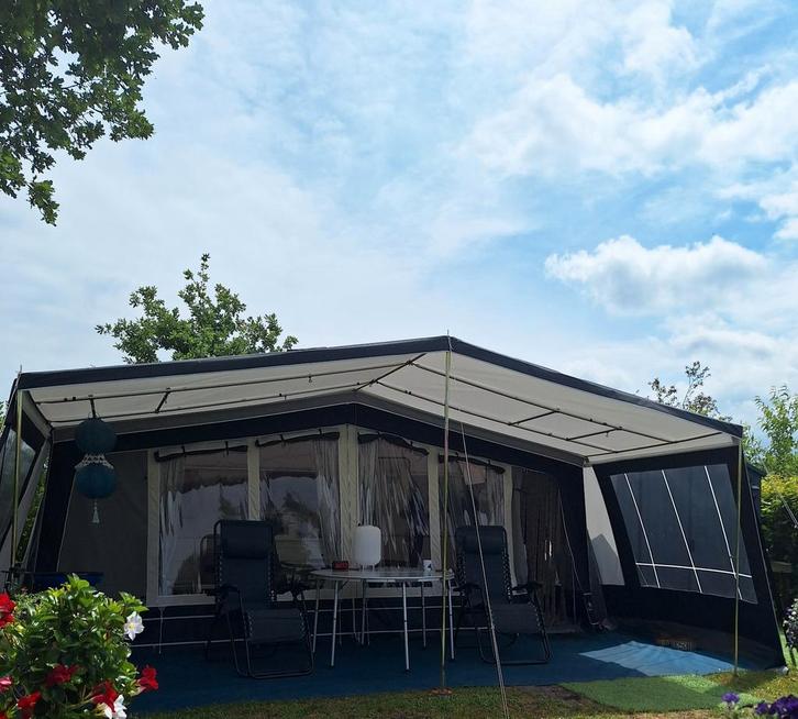LMC 495 E (2005), Caravans en Kamperen, Tenten, tot en met 4, Zo goed als nieuw, Ophalen of Verzenden