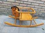 Houten hobbelpaard, Ophalen, Gebruikt