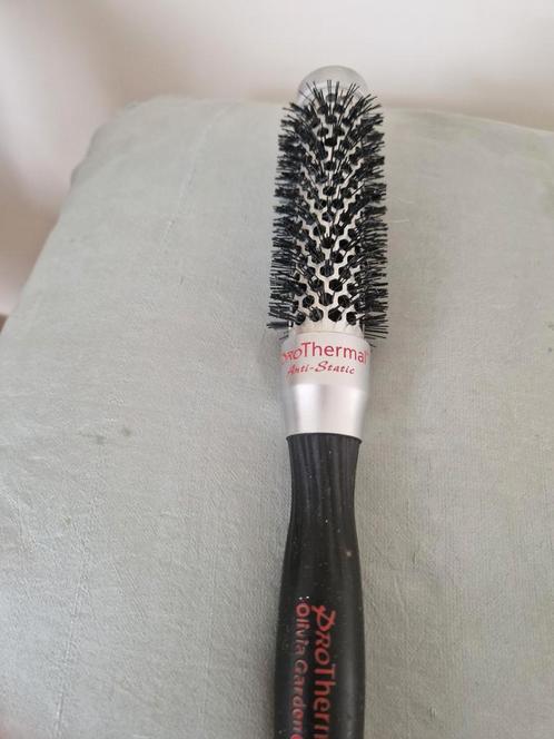 PROFESSIONELE "PRO THERMAL"  T25 STYLINGBORSTEL (2x gebr.), Sieraden, Tassen en Uiterlijk, Uiterlijk | Haarverzorging, Zo goed als nieuw