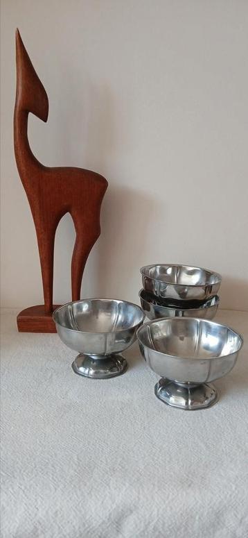 Vintage rvs coupes sierlijk beschikbaar voor biedingen