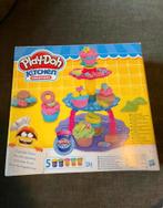 Play Doh Kitchen Creations Cupcake toren, Ophalen of Verzenden, Zo goed als nieuw, Knutselen