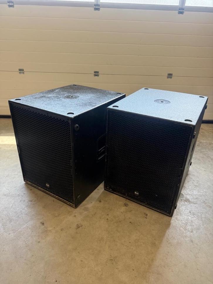 18 stuks RCF 9004-AS actieve subwoofer, Audio, Tv en Foto, Luidsprekers, Gebruikt, Subwoofer, 120 watt of meer, Overige merken